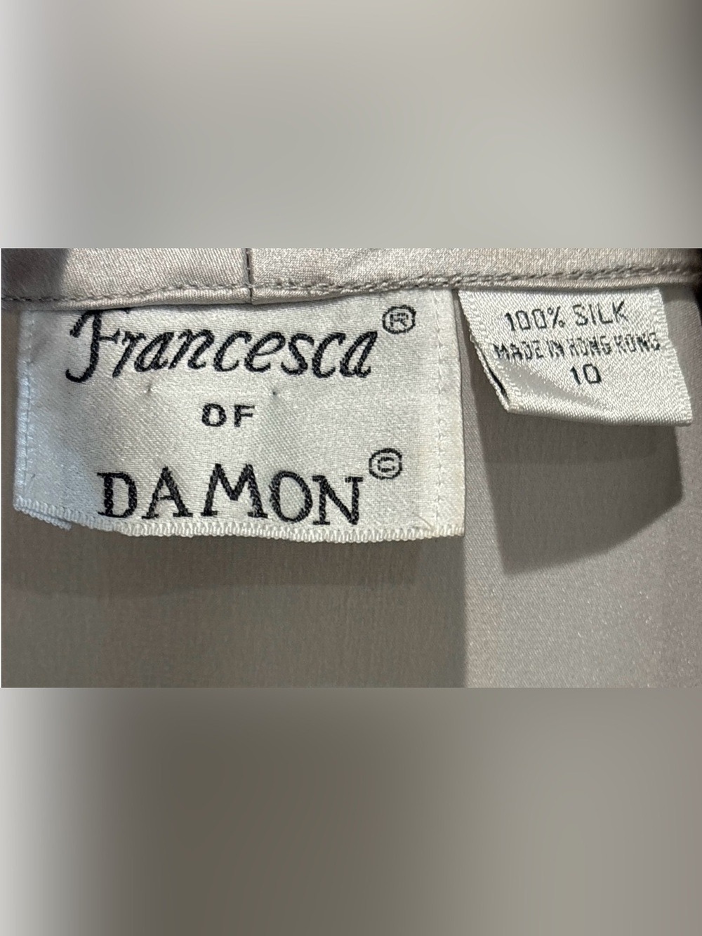 80s FRANCESCA DAMON SILK SATIN PALE GRAY DRAPED WRAP PEPLUM BLOUSE LUXURY SZ 10 - Picture 8 of 8